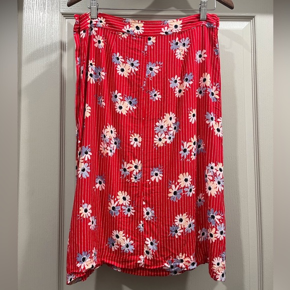 Madewell Red Striped Floral Button Skirt - Picture 3 of 8